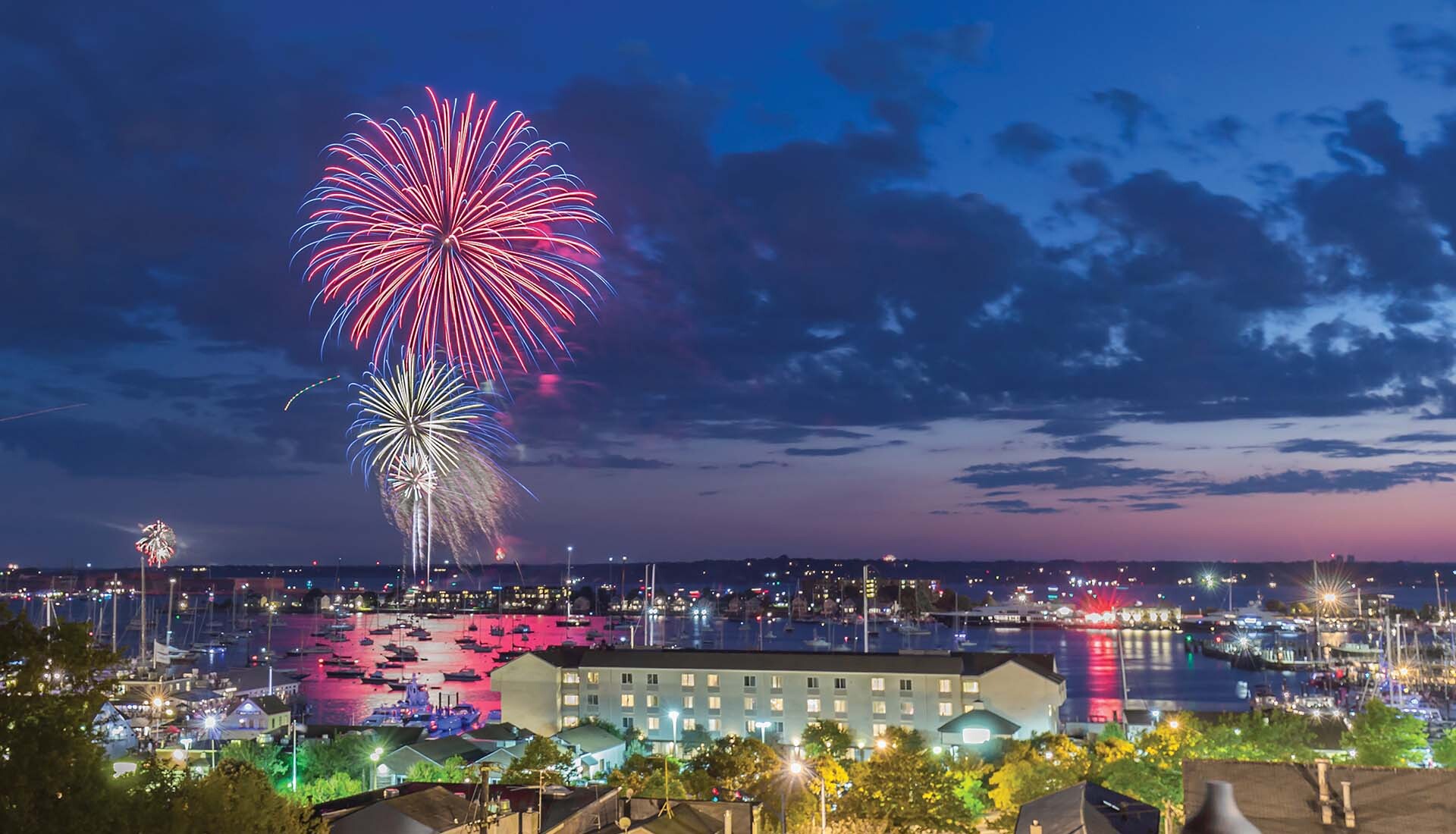 Newport Fireworks Cruise
